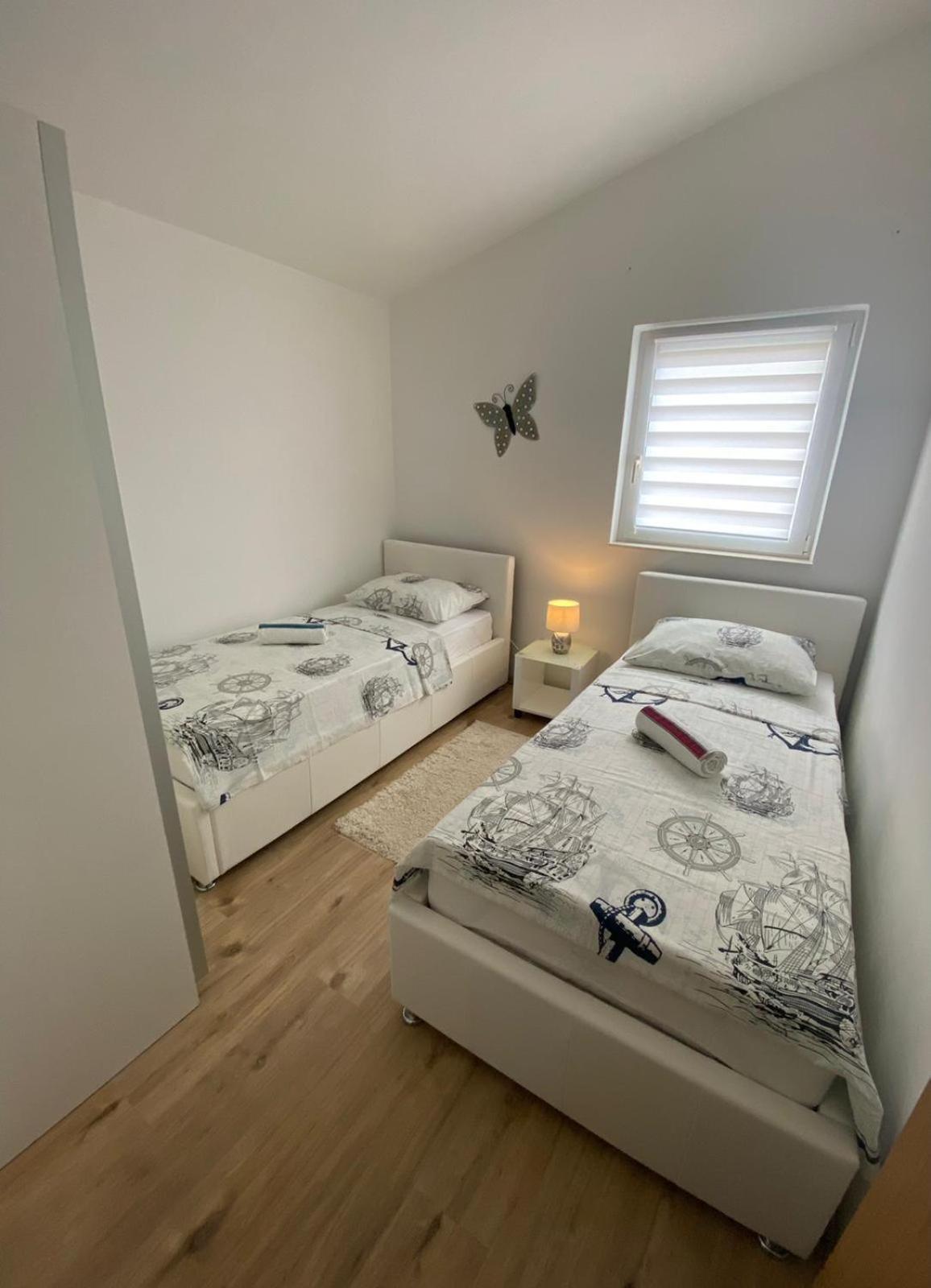 Apartment Megy Vir Zewnętrze zdjęcie