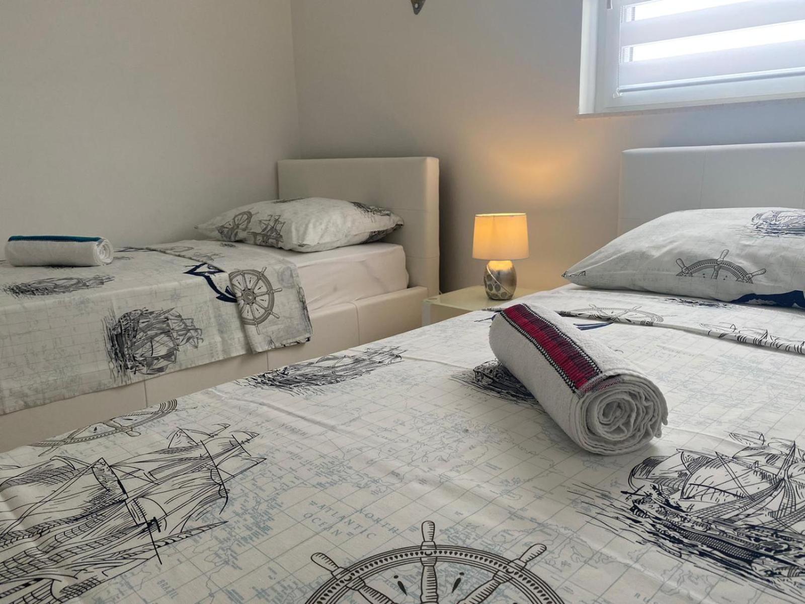 Apartment Megy Vir Zewnętrze zdjęcie