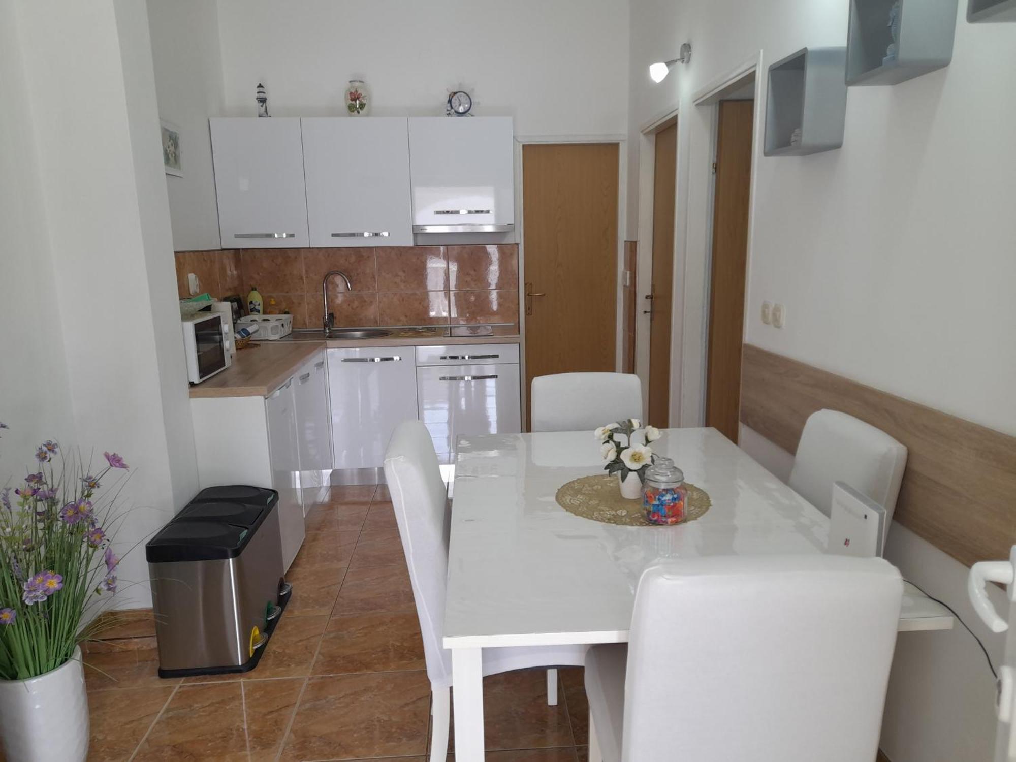 Apartment Megy Vir Zewnętrze zdjęcie